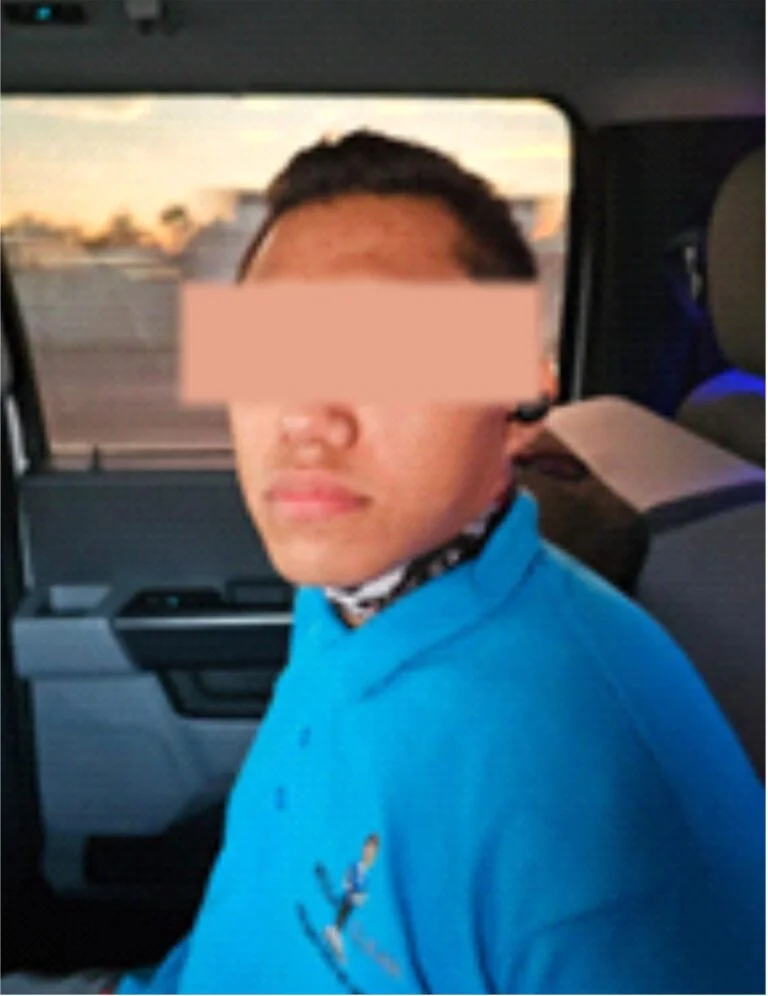 7527432834