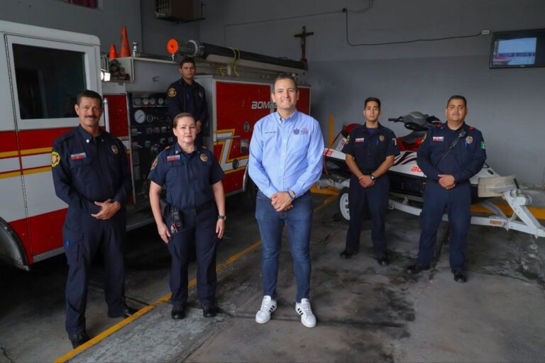 Reconoce Alcalde a bomberas y bomberos de Chihuahua Capital, hoy en su día