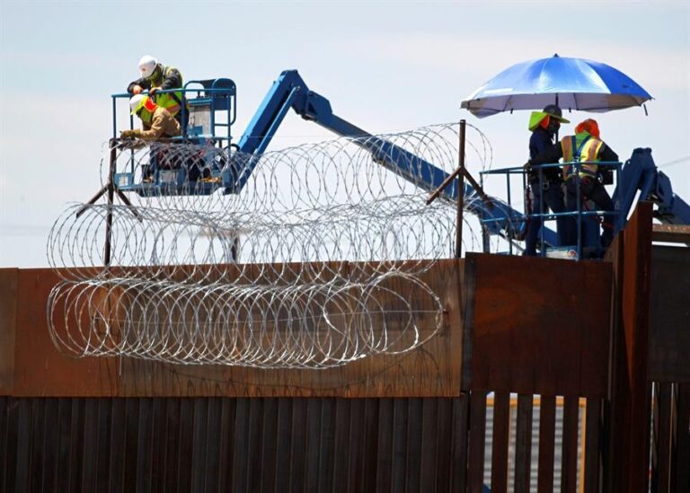 refuerzan-muro-fronterizo