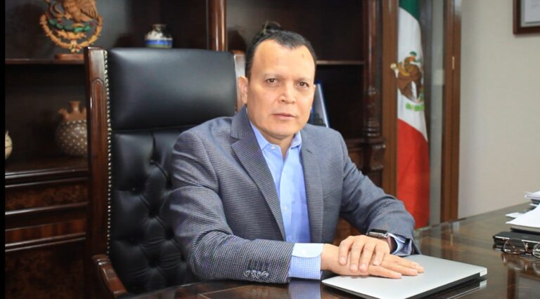 Auditor Superior Héctor Acosta