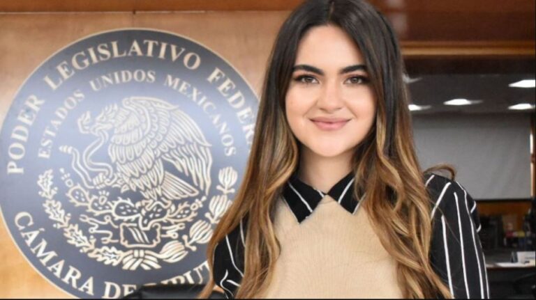 andrea chavez senaduría