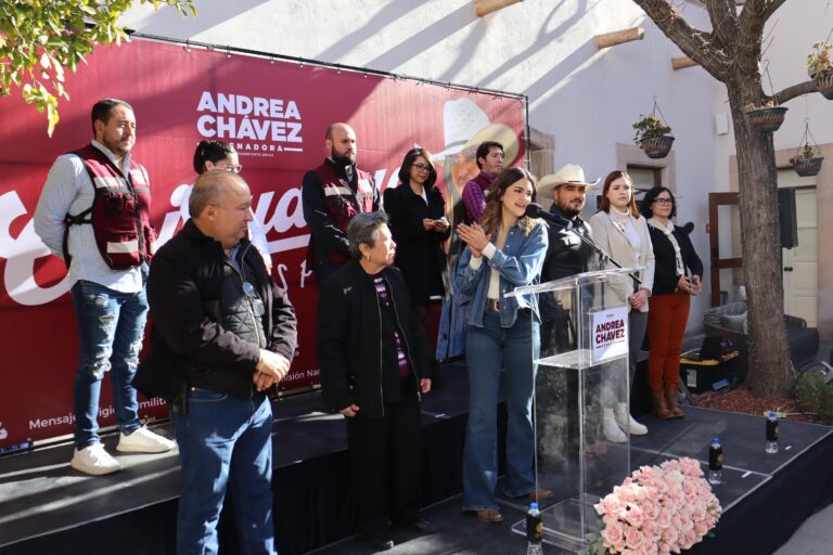 Andrea Chávez precampaña