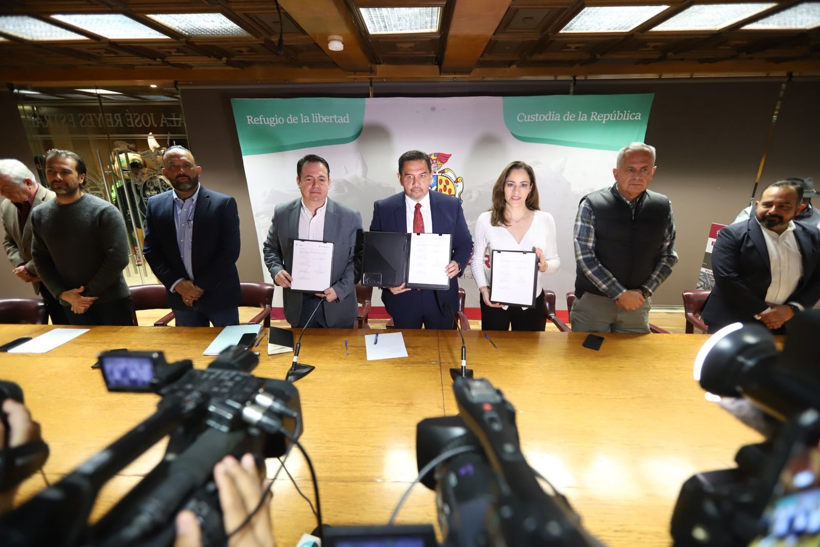 65cbc3e675efa__65cbc3e675efb