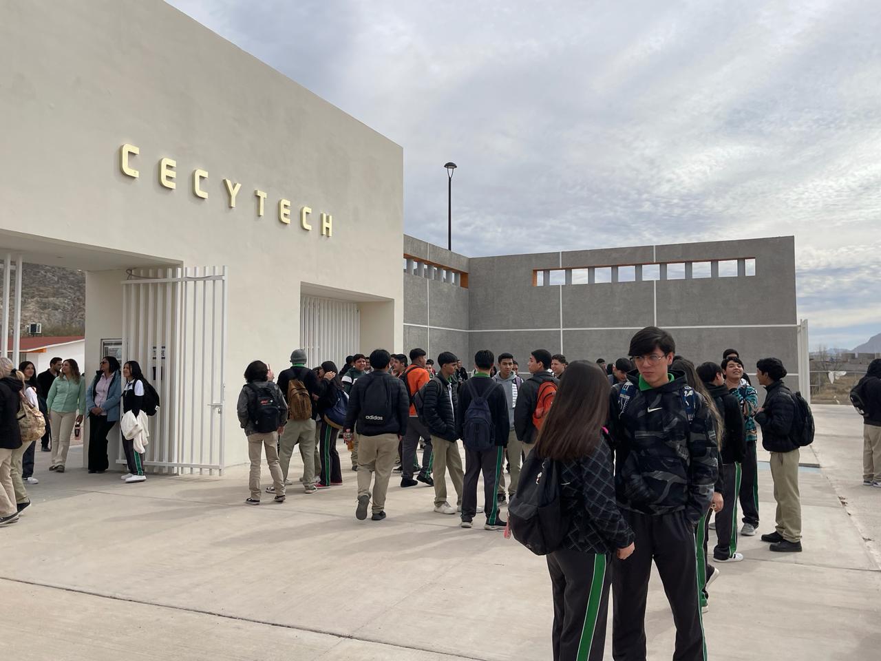 426391459_903983285066326_4109092150451090825_n