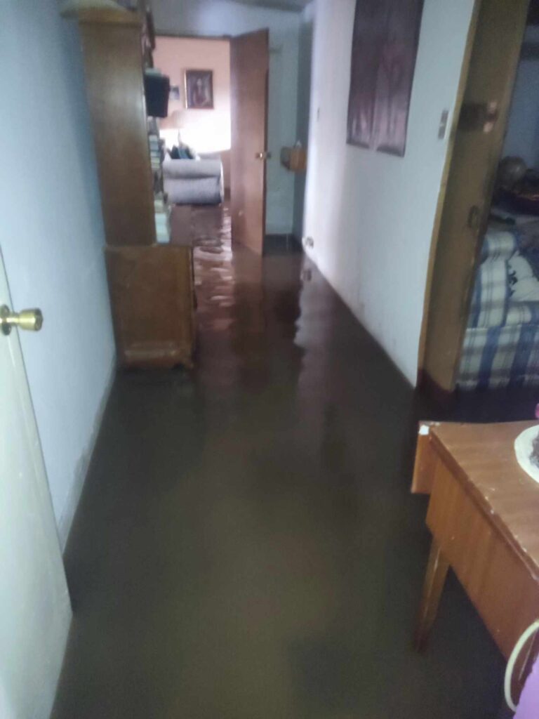 received_1443043053082203