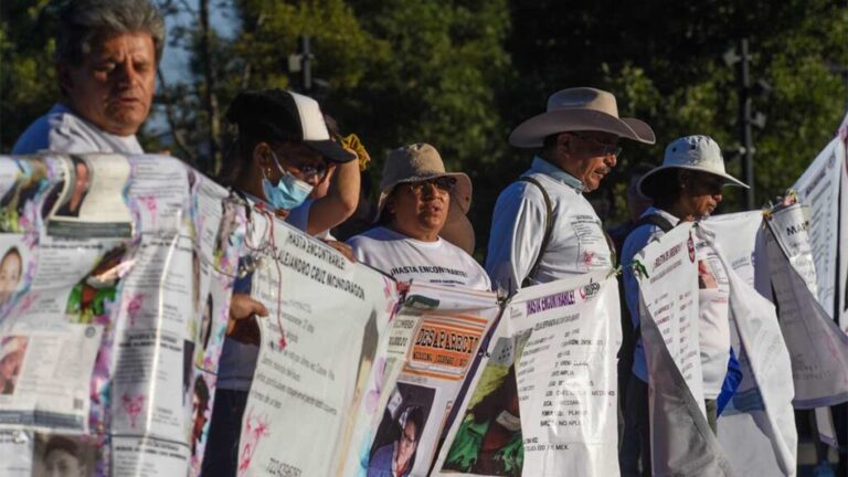 En Toluca se une luto por Teuchitlán