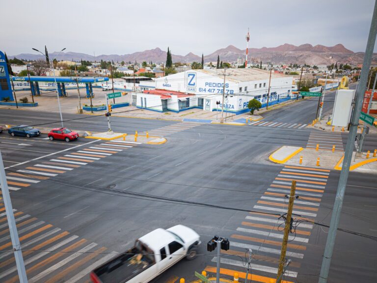 01aa3fee-f8ad-49d3-afb3-8b63a2c1f94e