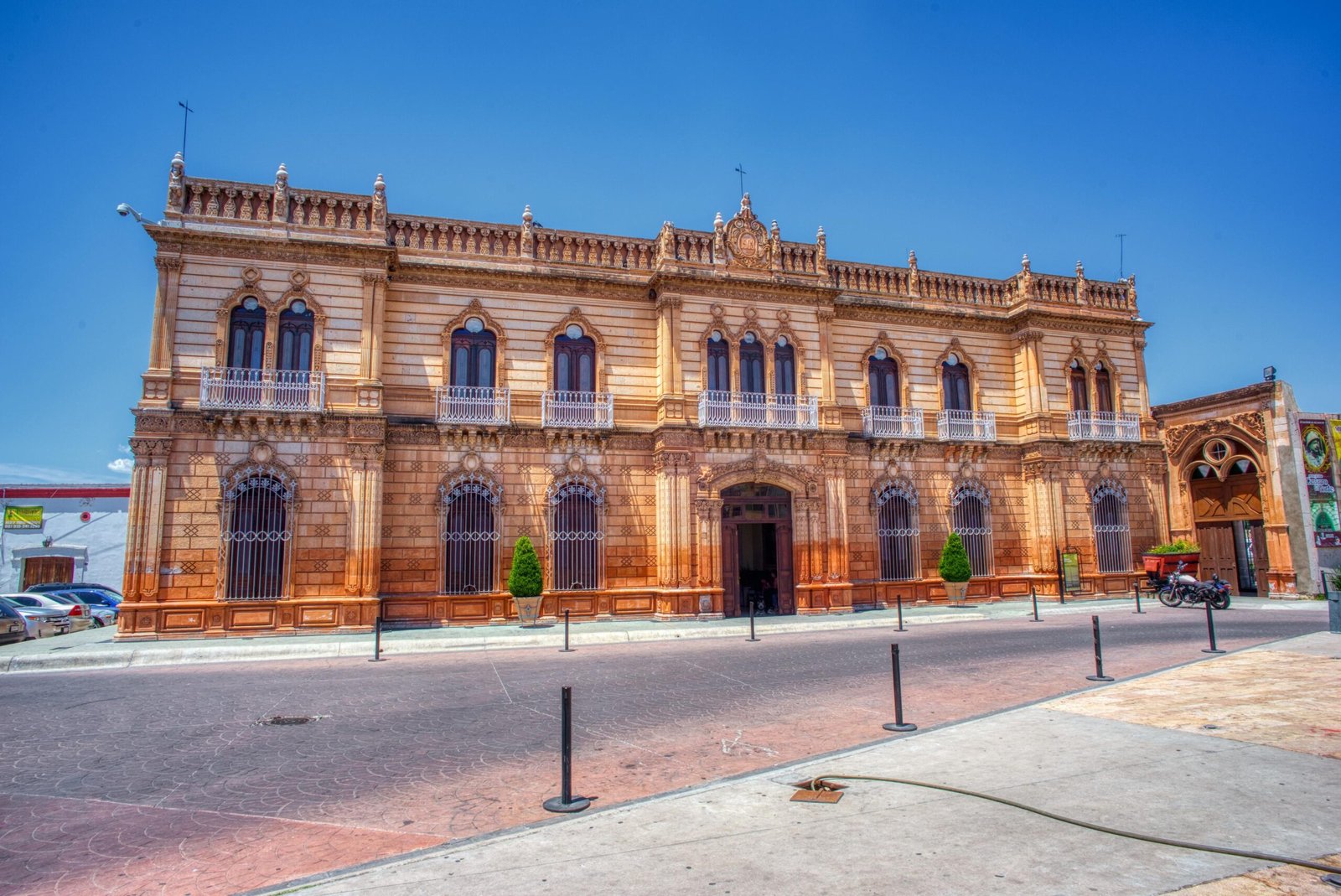 62d57d73-9e01-473e-974e-c00c76144c28