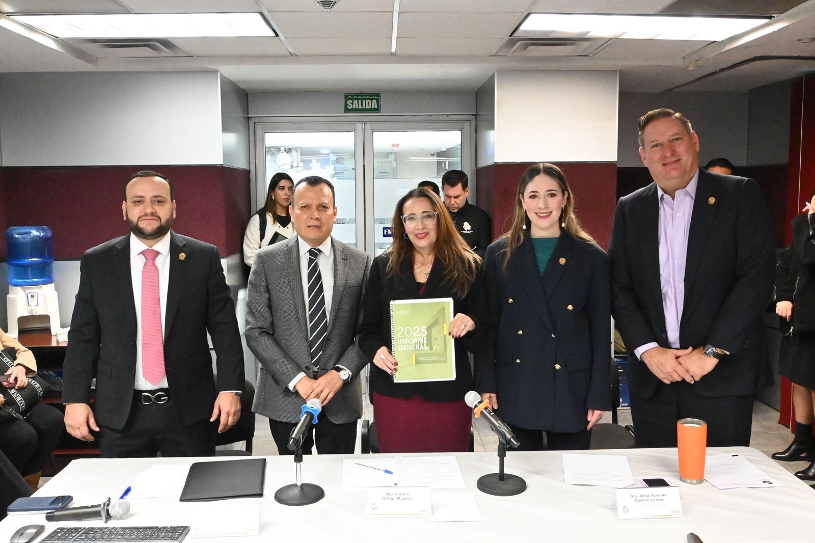 c5ad4f71-4b9b-45c6-ada5-5076be24beb2