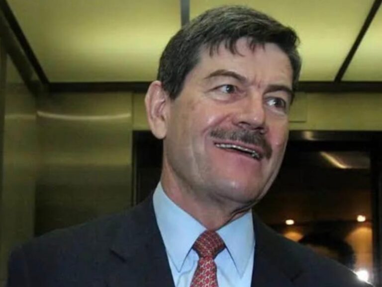 d3c62ddd-1218-465b-835a-b6a123538b94