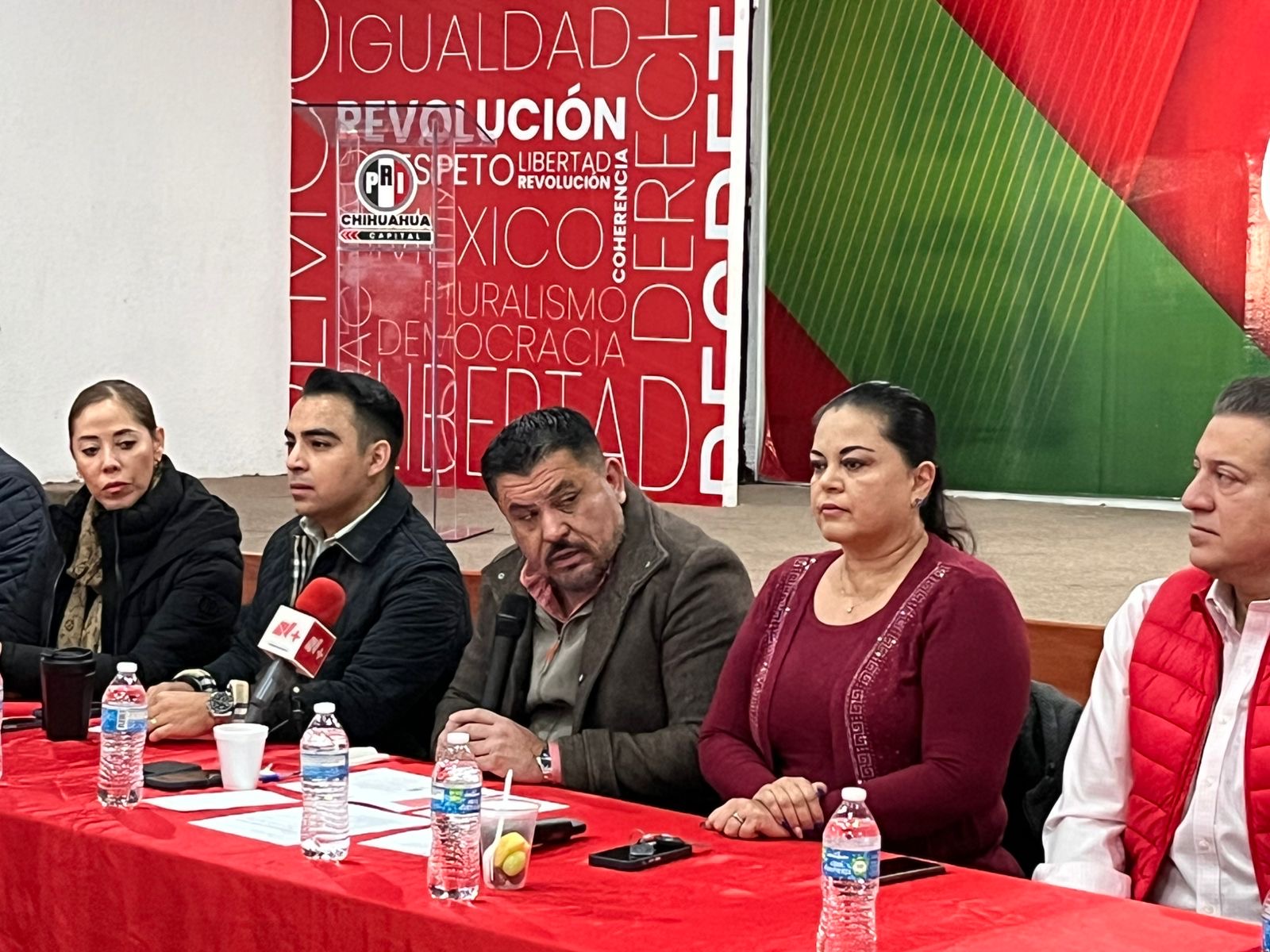 1c8dfc5b-5057-475d-b69c-61d58cde0462