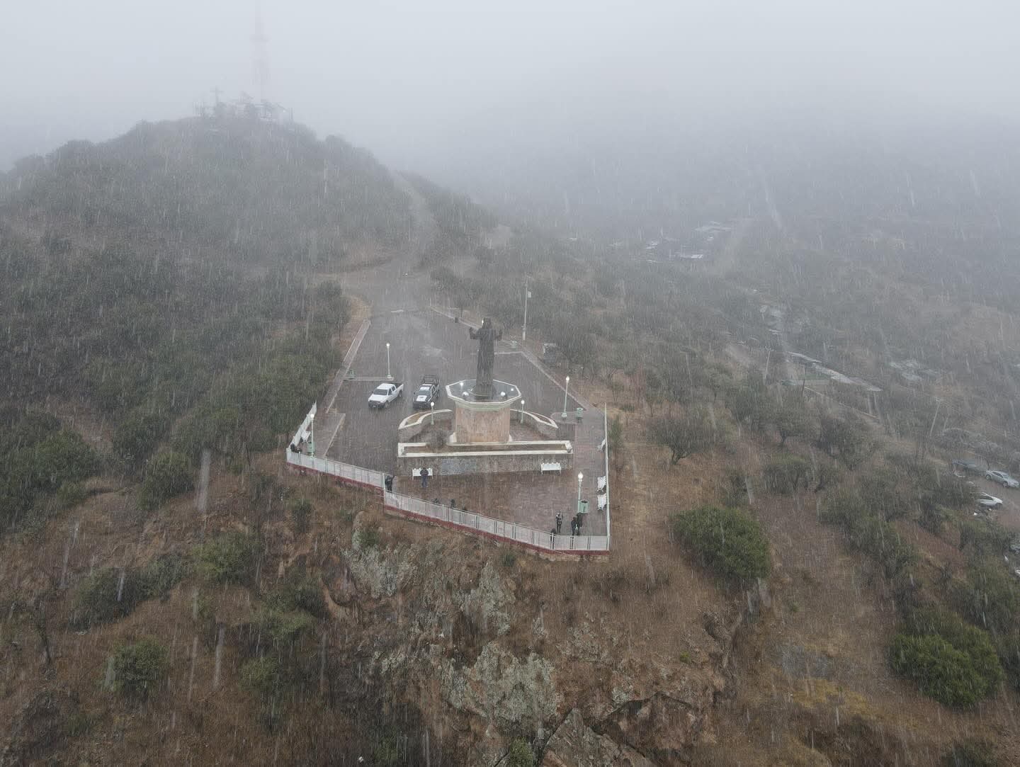 5ae726ca-a27a-49e6-9d4c-d08c82e8e942