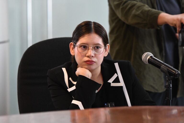 75f09ce9-2e83-4cd7-b64b-40566c627a41