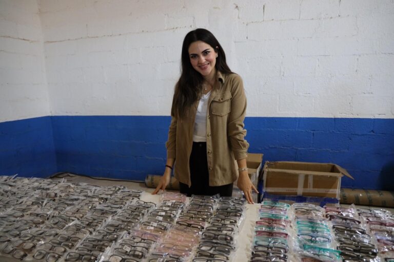 8b34a958-292f-4d8e-a151-c572d83f9031