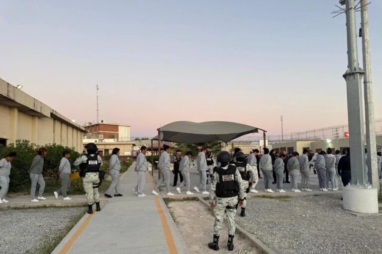 c9991528-3d44-4036-9869-9d47d2c02363