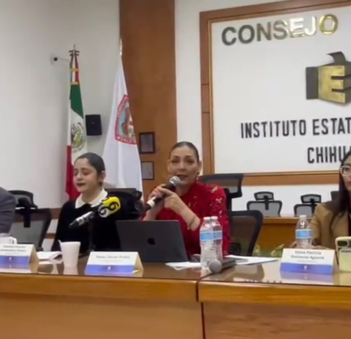 0e3073a1-6bfb-44ca-8bc8-78b0b9605d2a