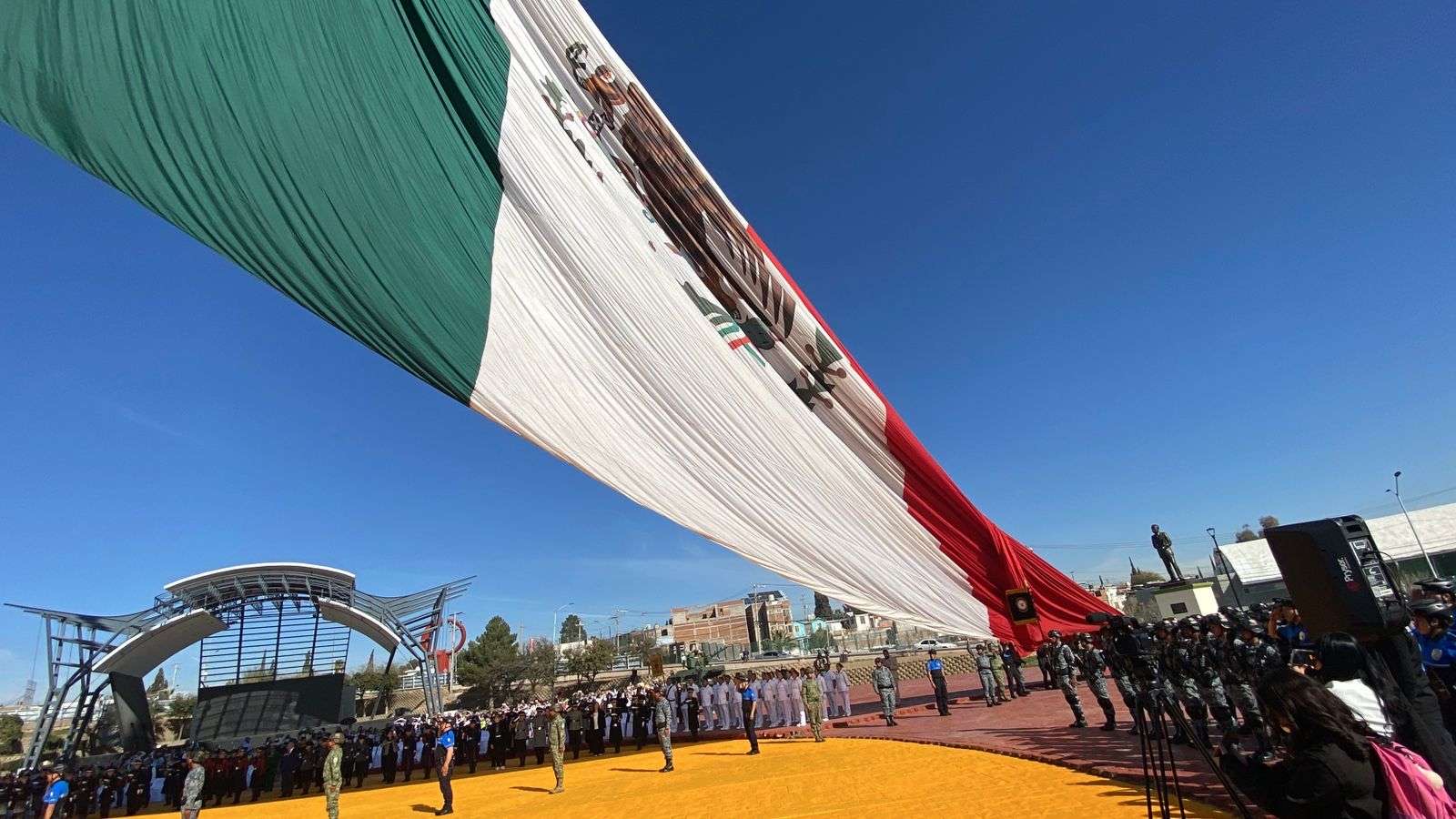 3727a906-f826-496e-b5f6-415c6b5f59ff