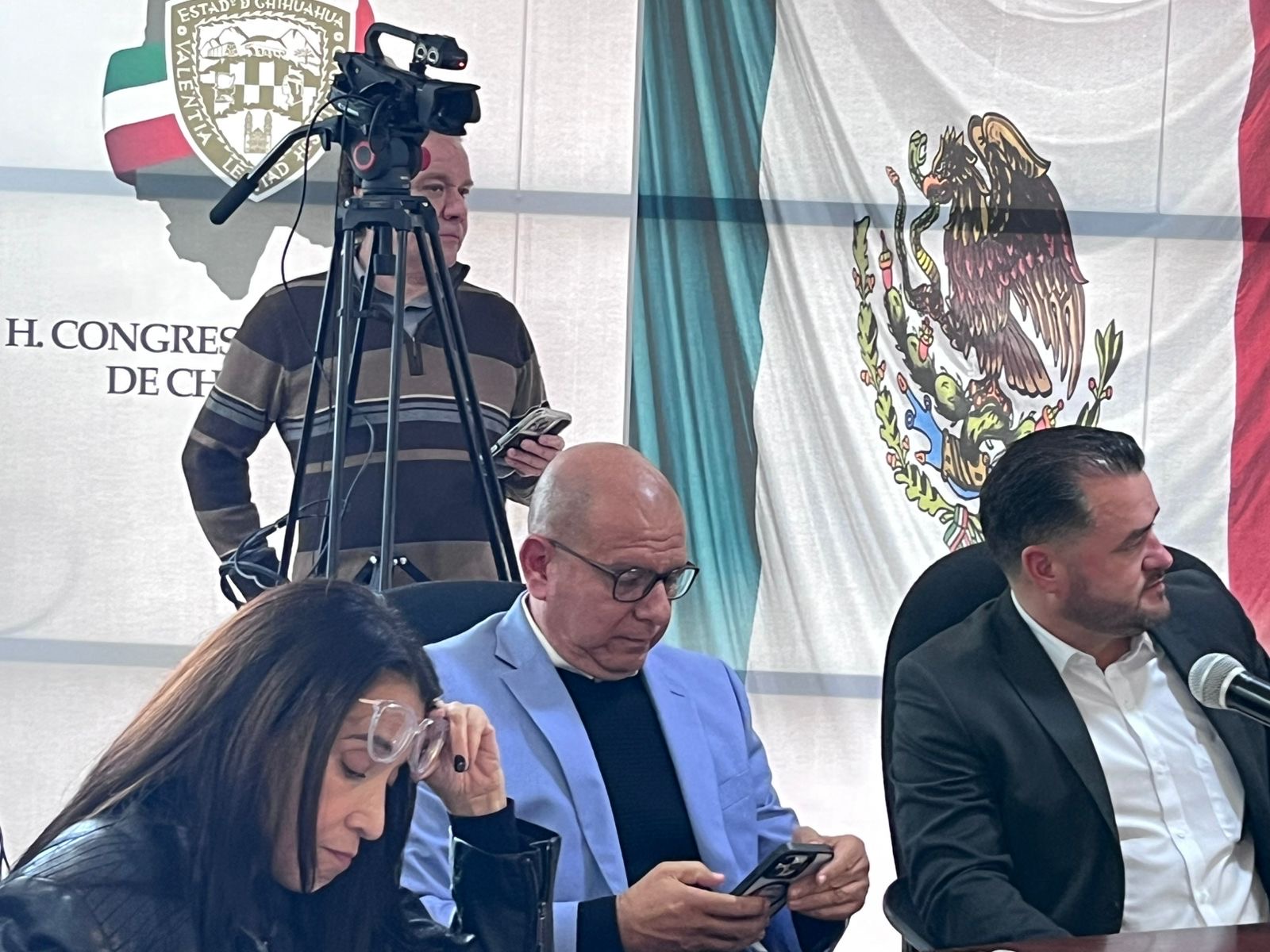 798ff42a-50e4-4151-9ae8-569483628e04