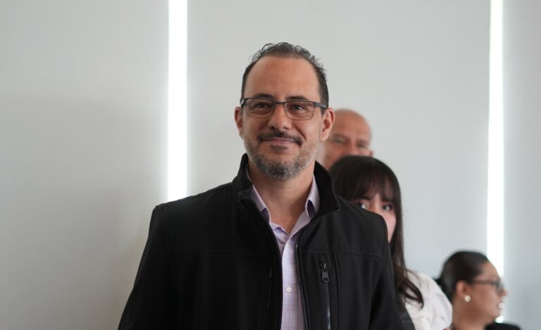 94f4e777-d597-4b4c-b298-0af0a69081c9