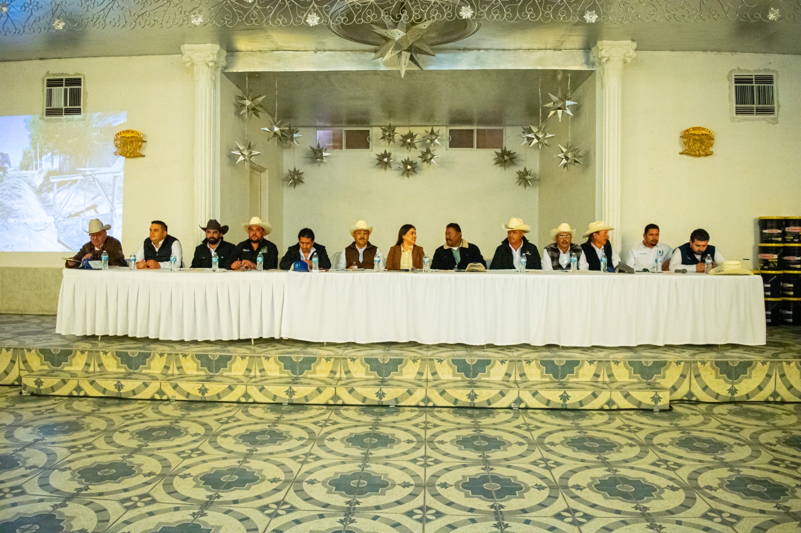 ae598734-9650-4abf-8589-20b8fe6b8426