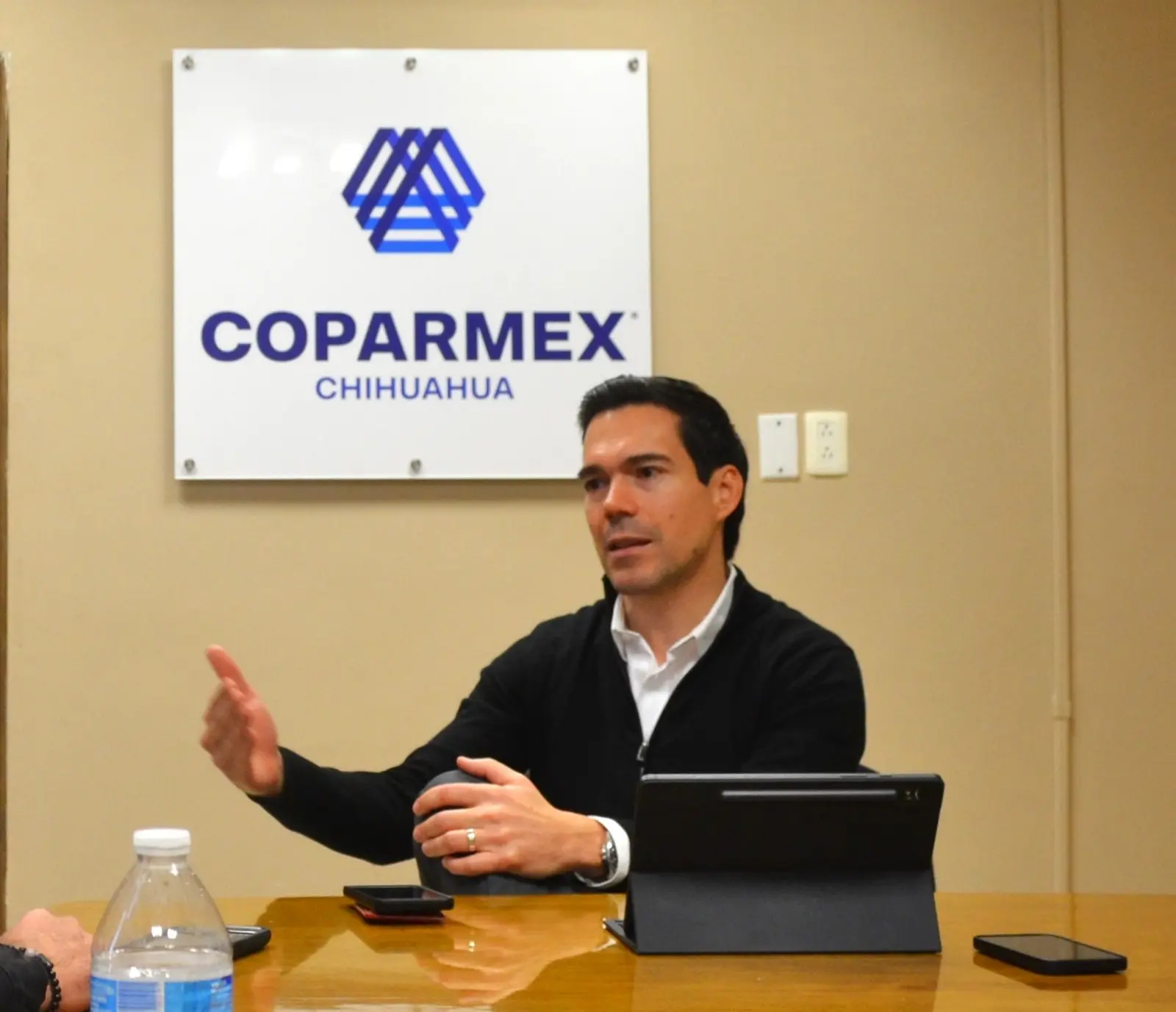 f23a01a3-8f7f-4c19-96ad-270b9cc89364