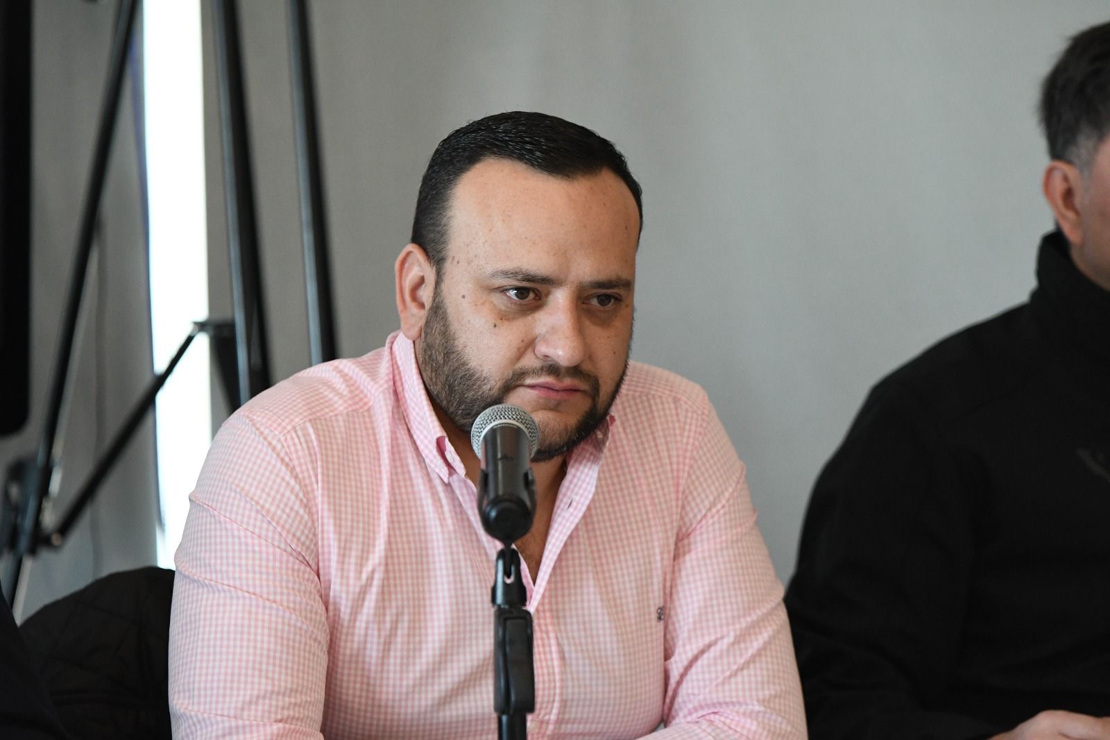 fef52894-bcd0-4e7d-a022-b78b1558ad01