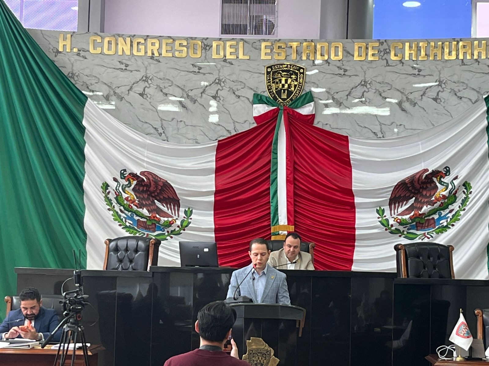 144949bc-9cbb-49d3-8882-ae4d5202da61