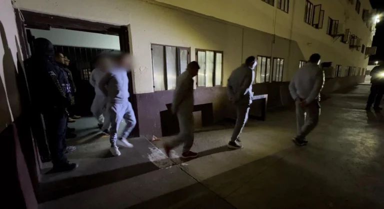 33ab8580-bb9f-435a-b6d2-c1b51f7bede2