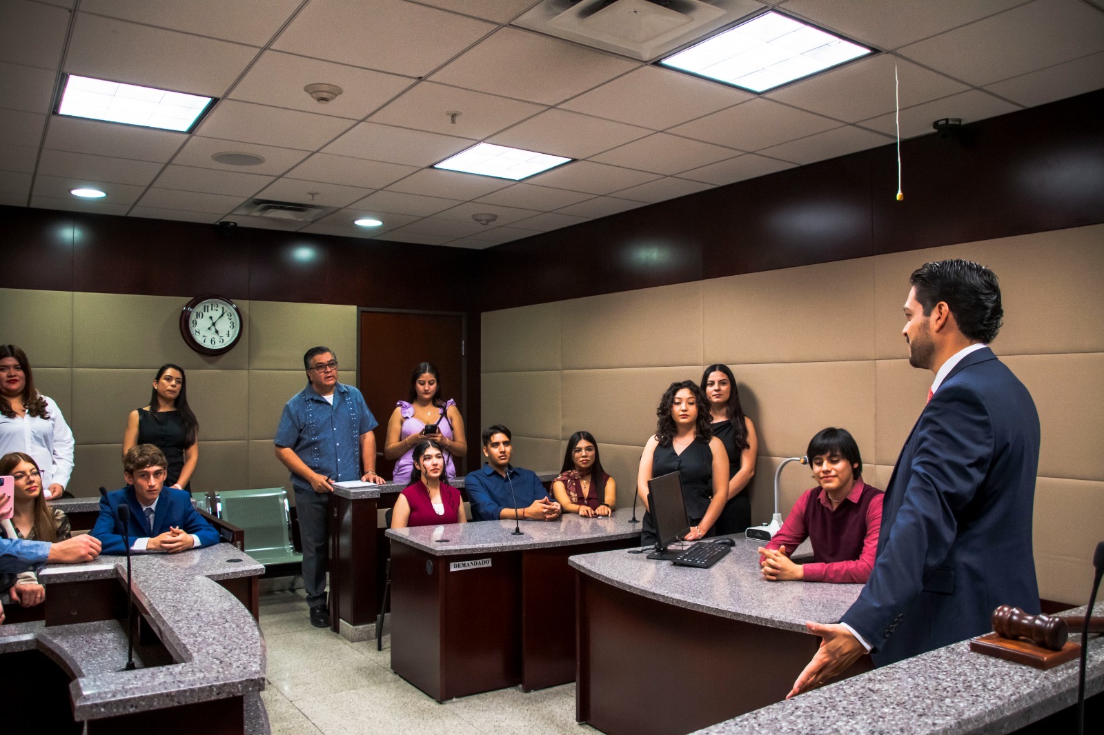 37ee0c6a-9805-494e-a802-66dc5cfcf589