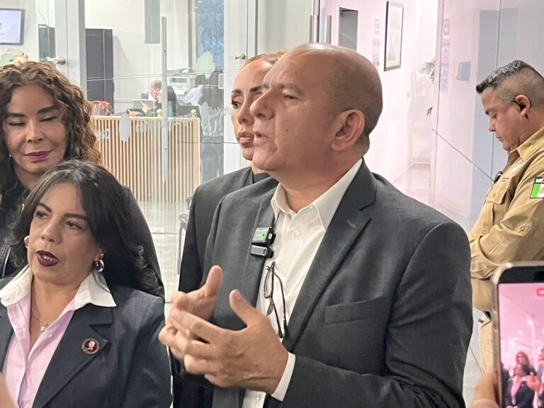 6c37b9f2-f399-45e3-a965-f0f09e80b761