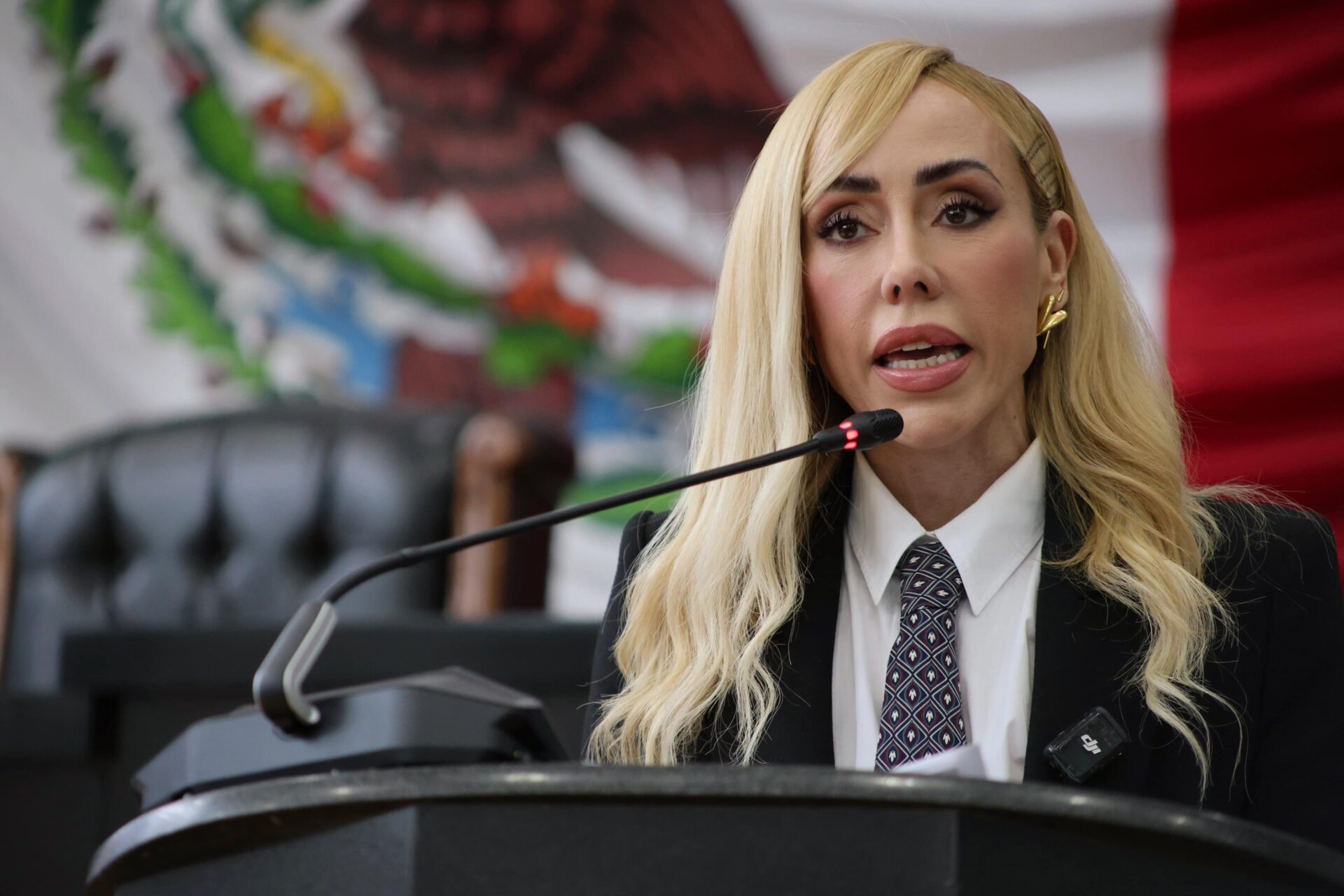 6dd7b6f7-ac2f-4499-9a4e-3bb007ce49c1