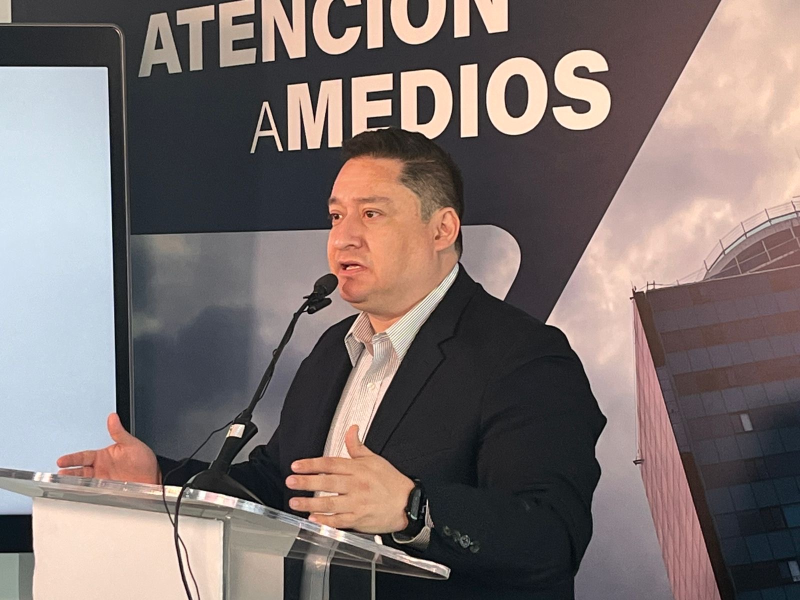 706f92d8-bef0-4a89-8eb8-12b55af878cb