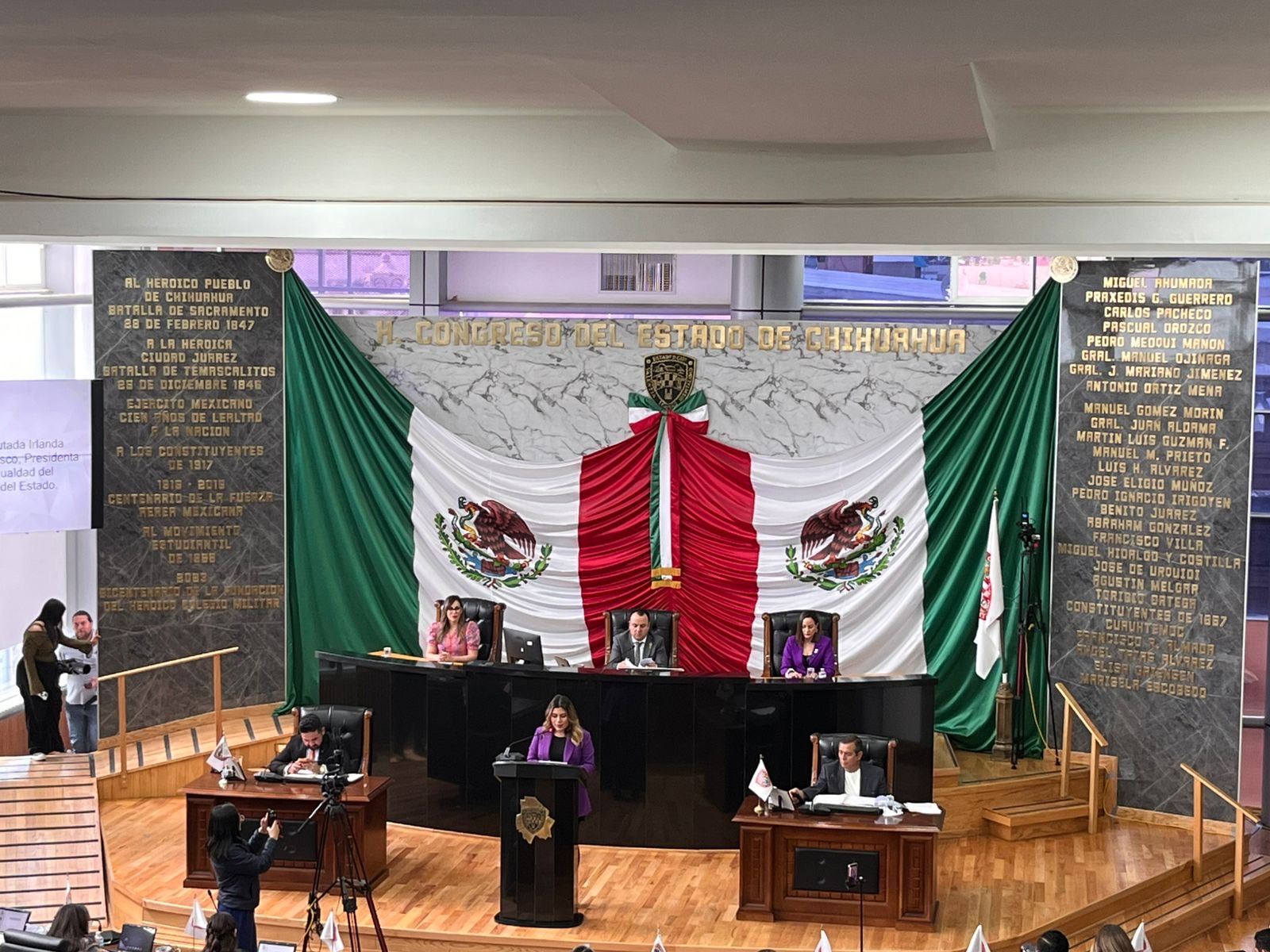 85b1ca6e-431d-4828-addc-a1a5455093ea