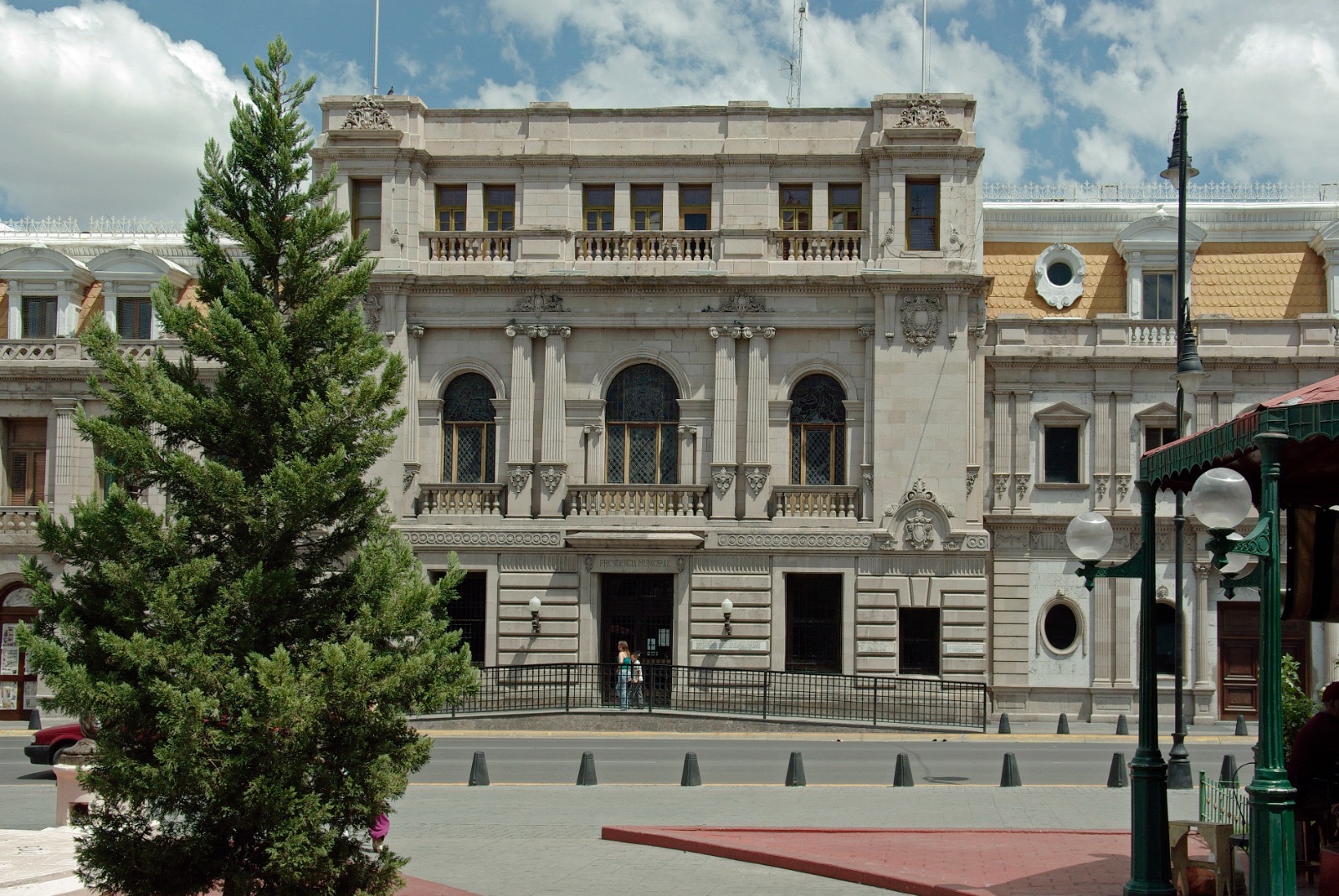 909695d2-4e08-4d57-b770-dddcebfd3f1f