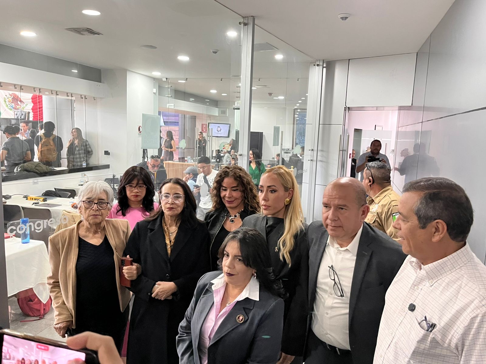 987e66e7-ffe7-4d74-a116-ca1084476e60