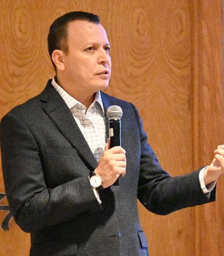 cc889213-5d48-44cb-b266-16100a088efb