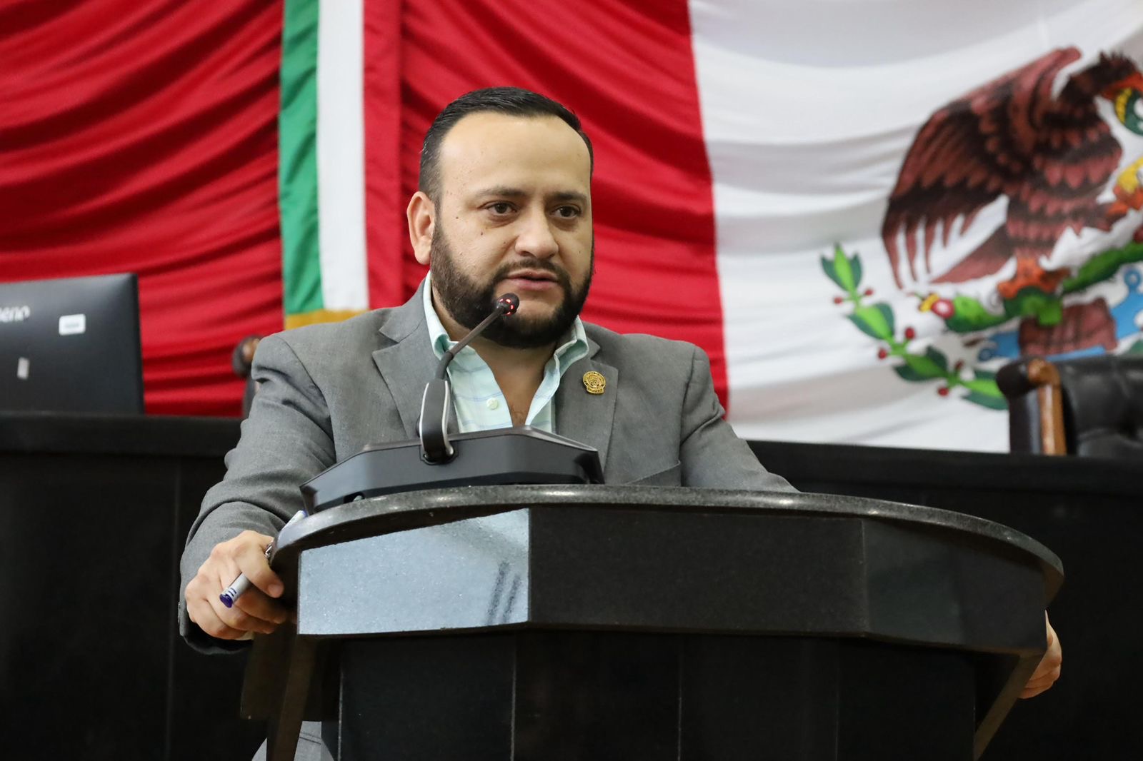 94a63e0f-e208-48c3-8313-823d8bcee157