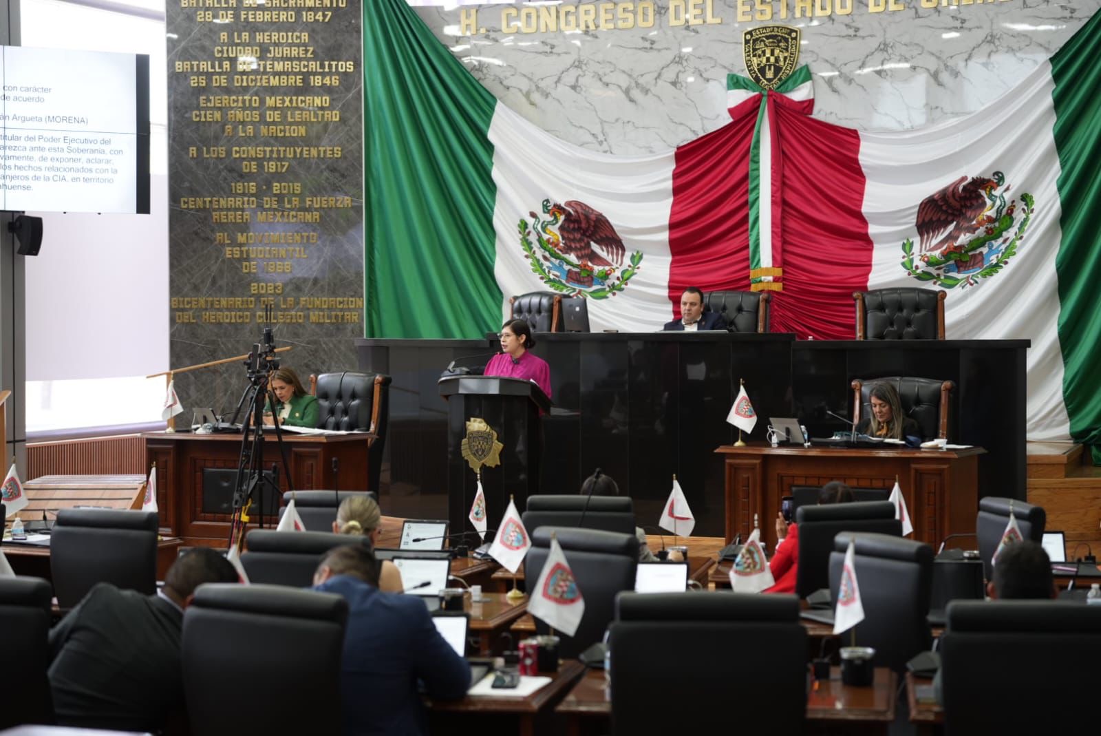 beceb0a6-7e17-4110-9083-3dbbd127e9c5