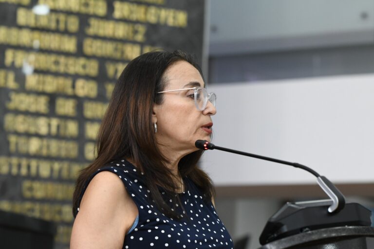 f4e5fae3-00e0-452d-8844-b8bb85fb7780