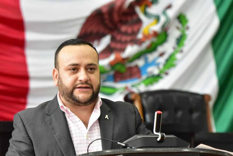 Arturo-Medina-diputado-PRI-1068x714