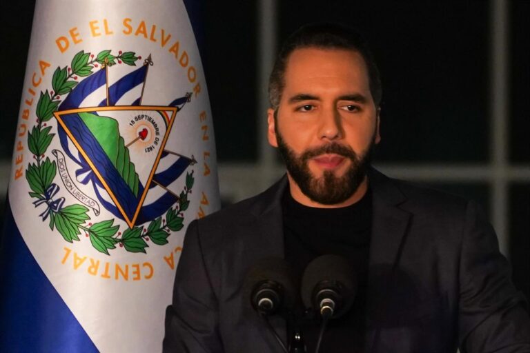 El Salvador.- Bukele se inscribe como precandidato para un tercer mandato en El Salvador, según su partido, Nuevas Ideas